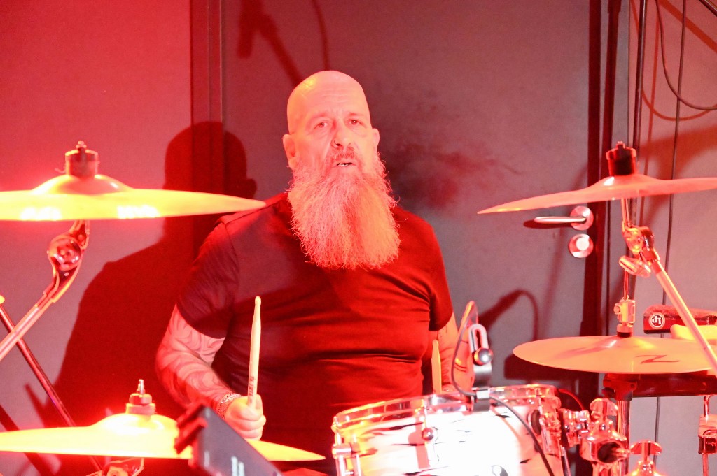 ../Images/10 jaar Ro's Barbershop 350.jpg